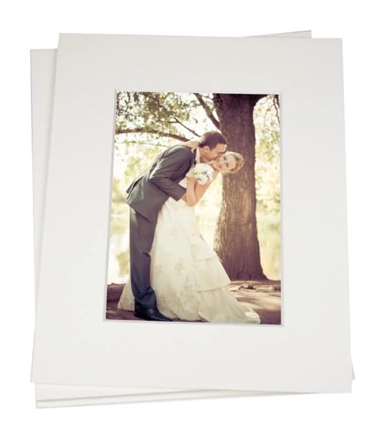 White Tyndell Portfolio Mat 5x7, 7x10, 8x10, 8x12.