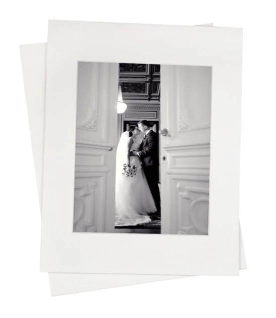 White Tyndell Portfolio Mat 5x7, 7x10, 8x10, 8x12.