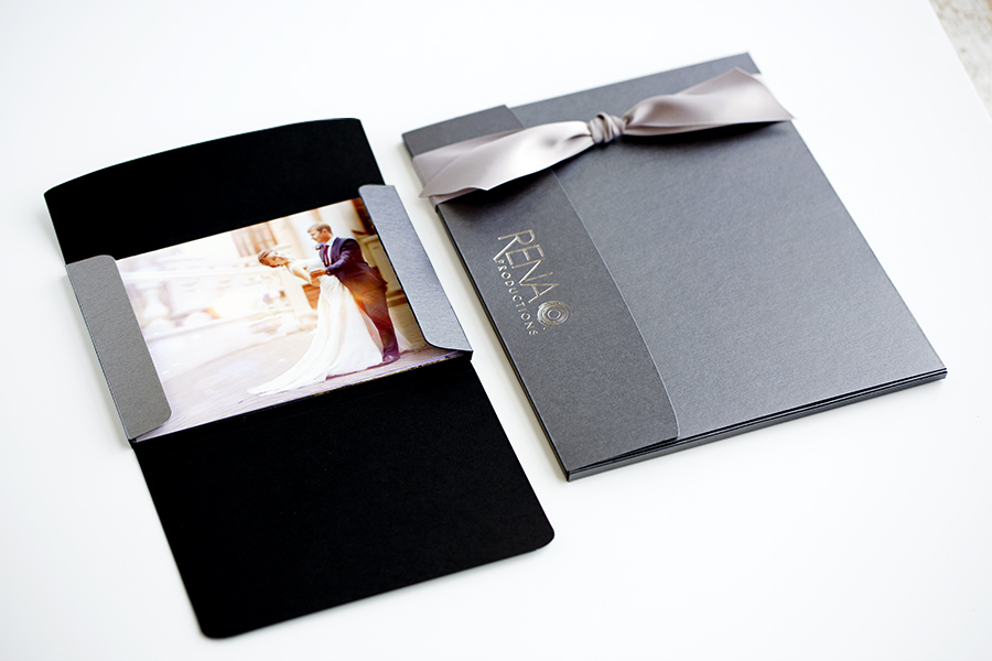 Portrait Case Steel