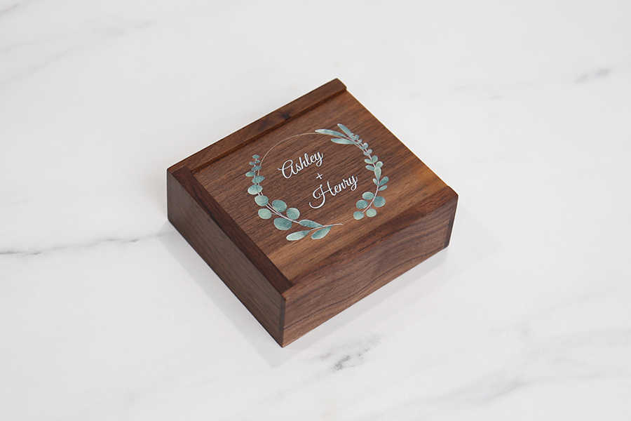 Tyndell Walnut USB Box